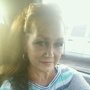 Meet your Posher, Deanna